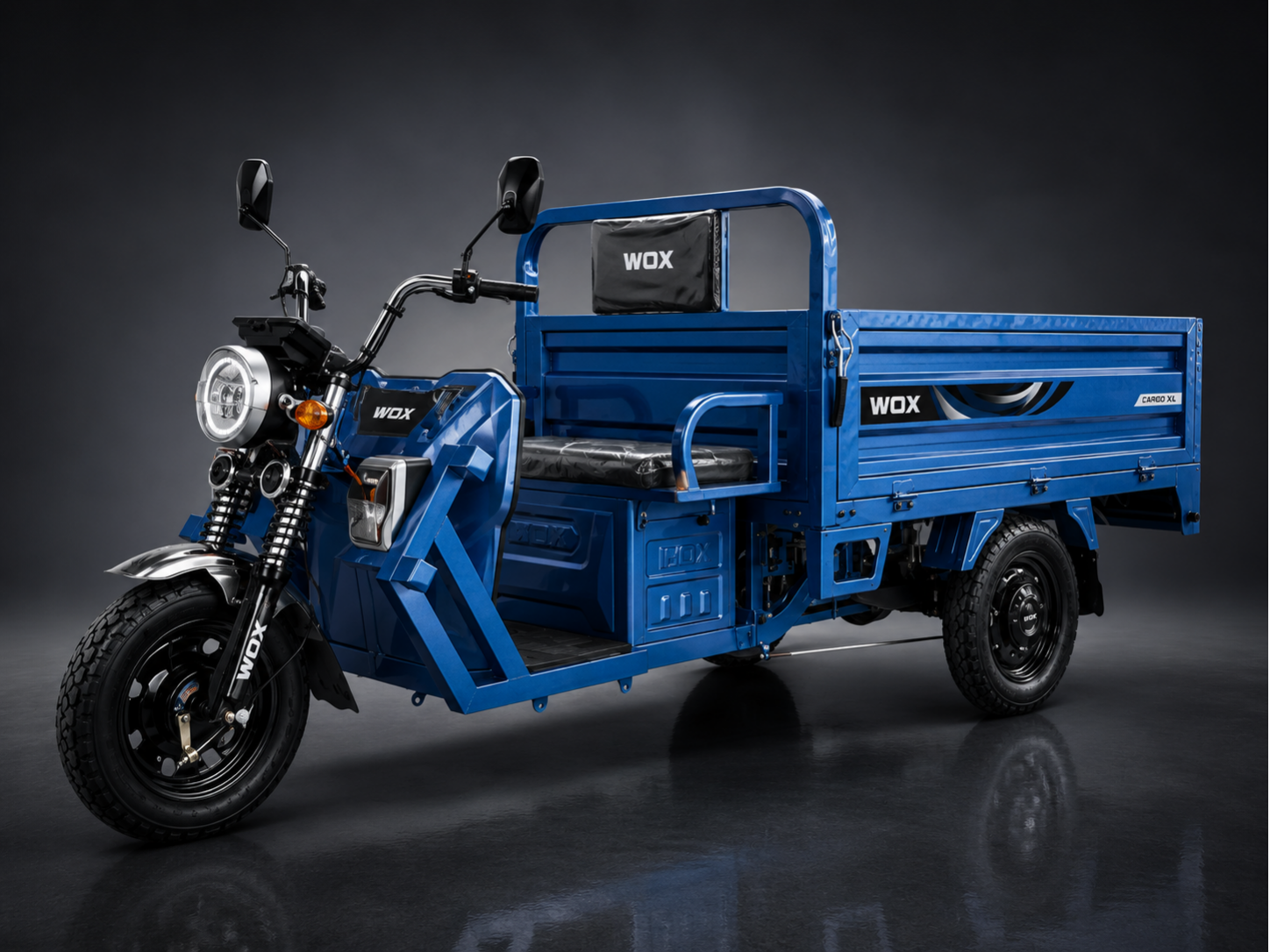 WOX Cargo XL electric cargo vehicle — extra large flatbed for industrial use