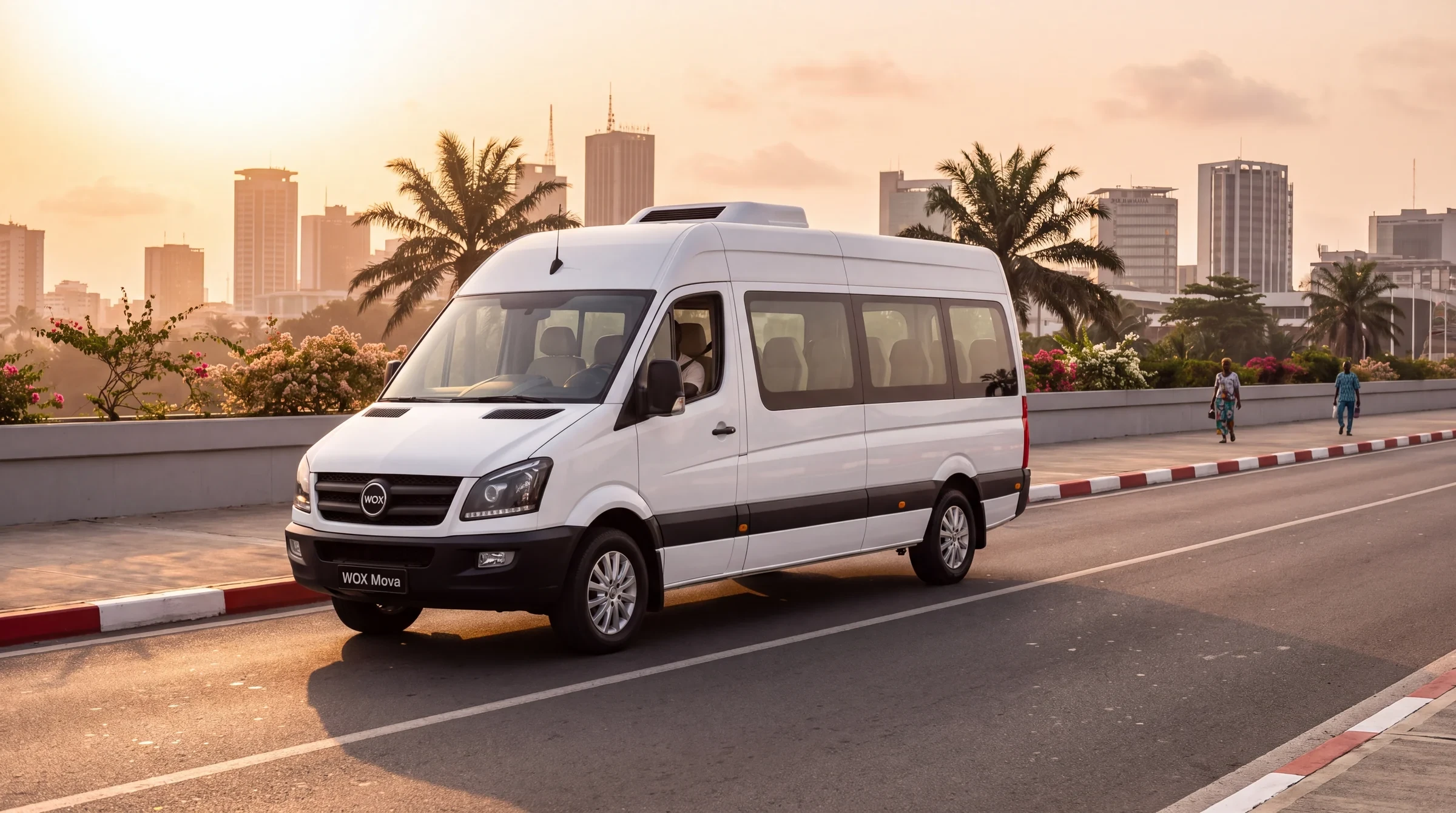 WOX MOVA — Commercial minibus and panel van. Diesel & electric. 10–19 seats.