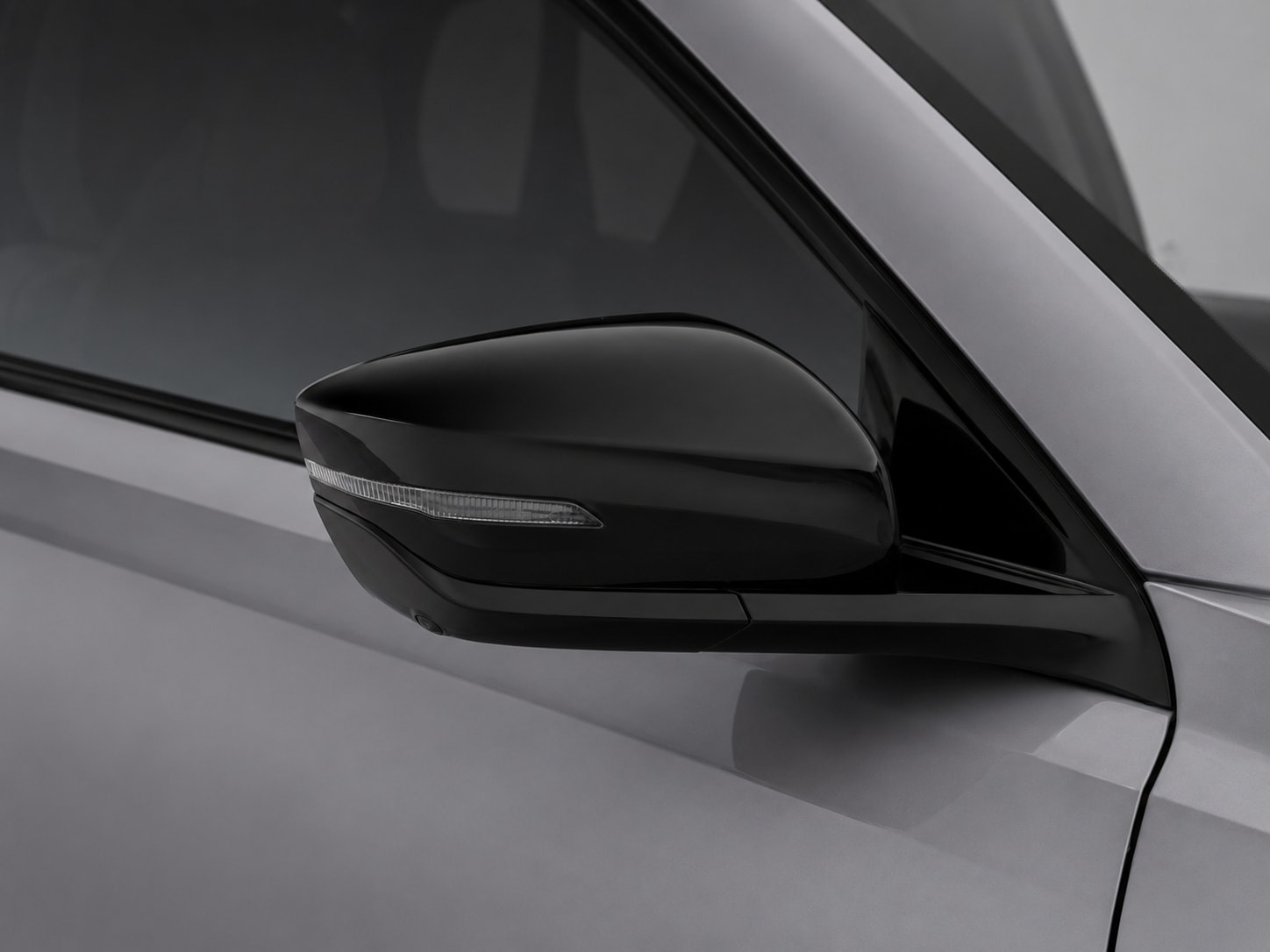 WOX Nebula wing mirror with indicator