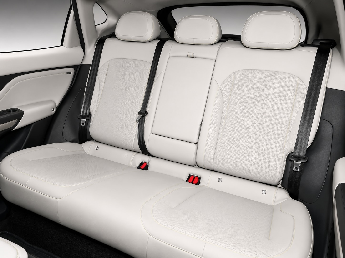 WOX Nebula rear seats — spacious cabin