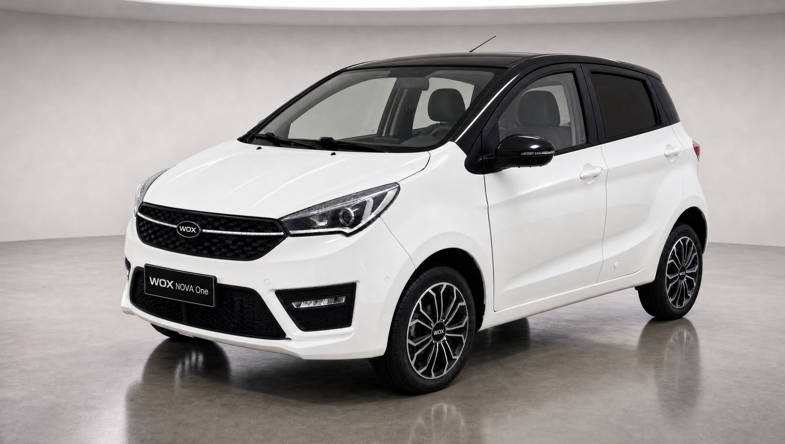 WOX NOVA One Pearl White — front three-quarter studio
