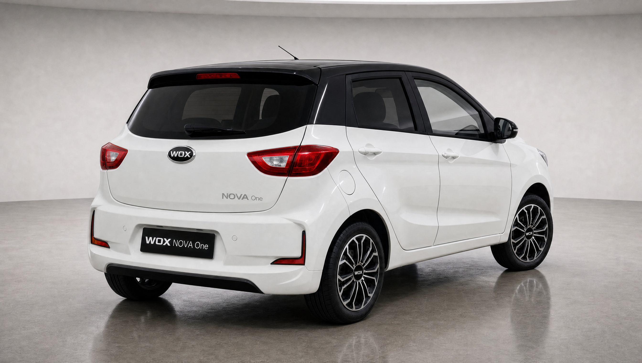 WOX NOVA One Pearl White — rear three-quarter studio