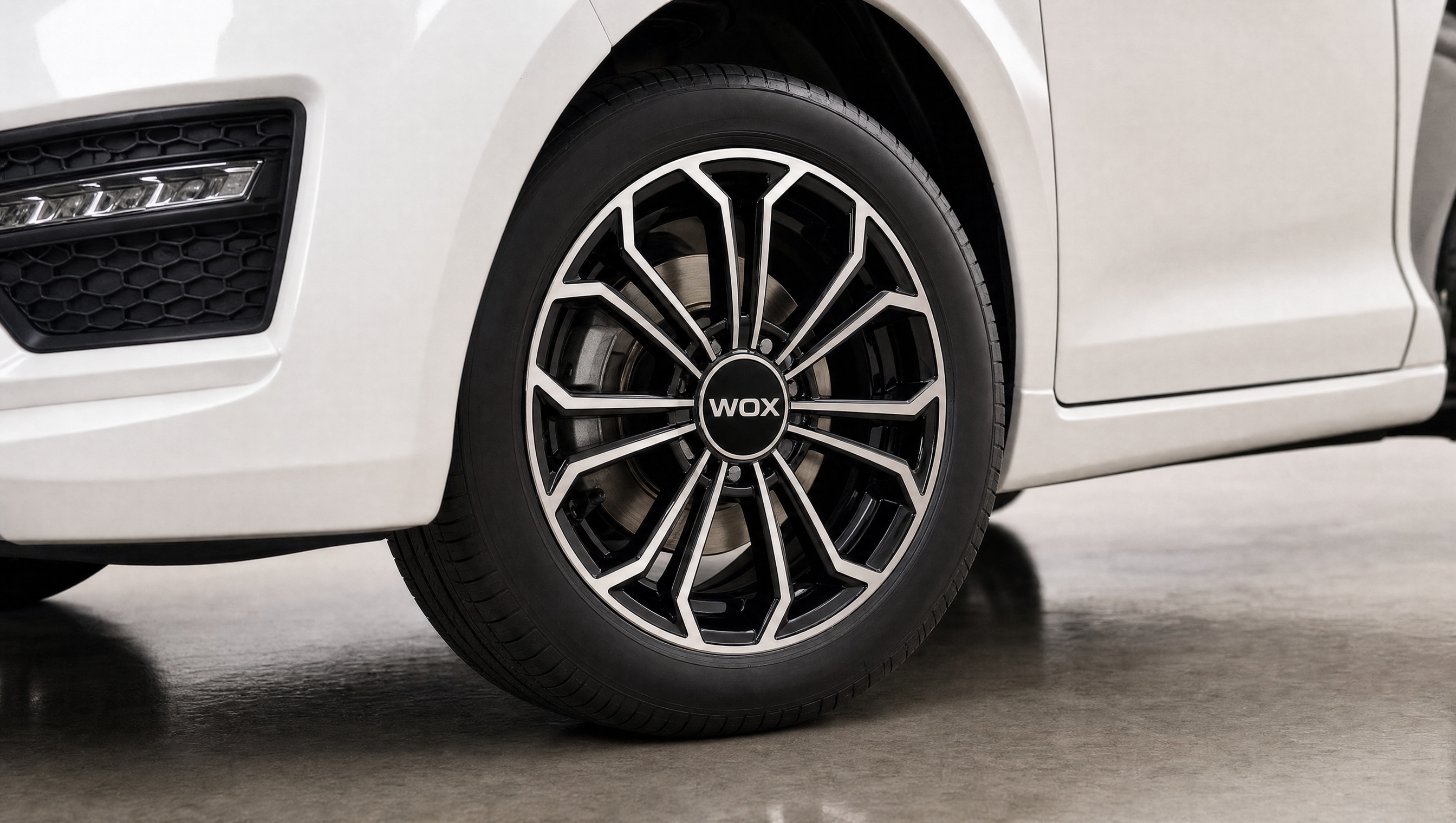 WOX NOVA One — WOX alloy wheel detail