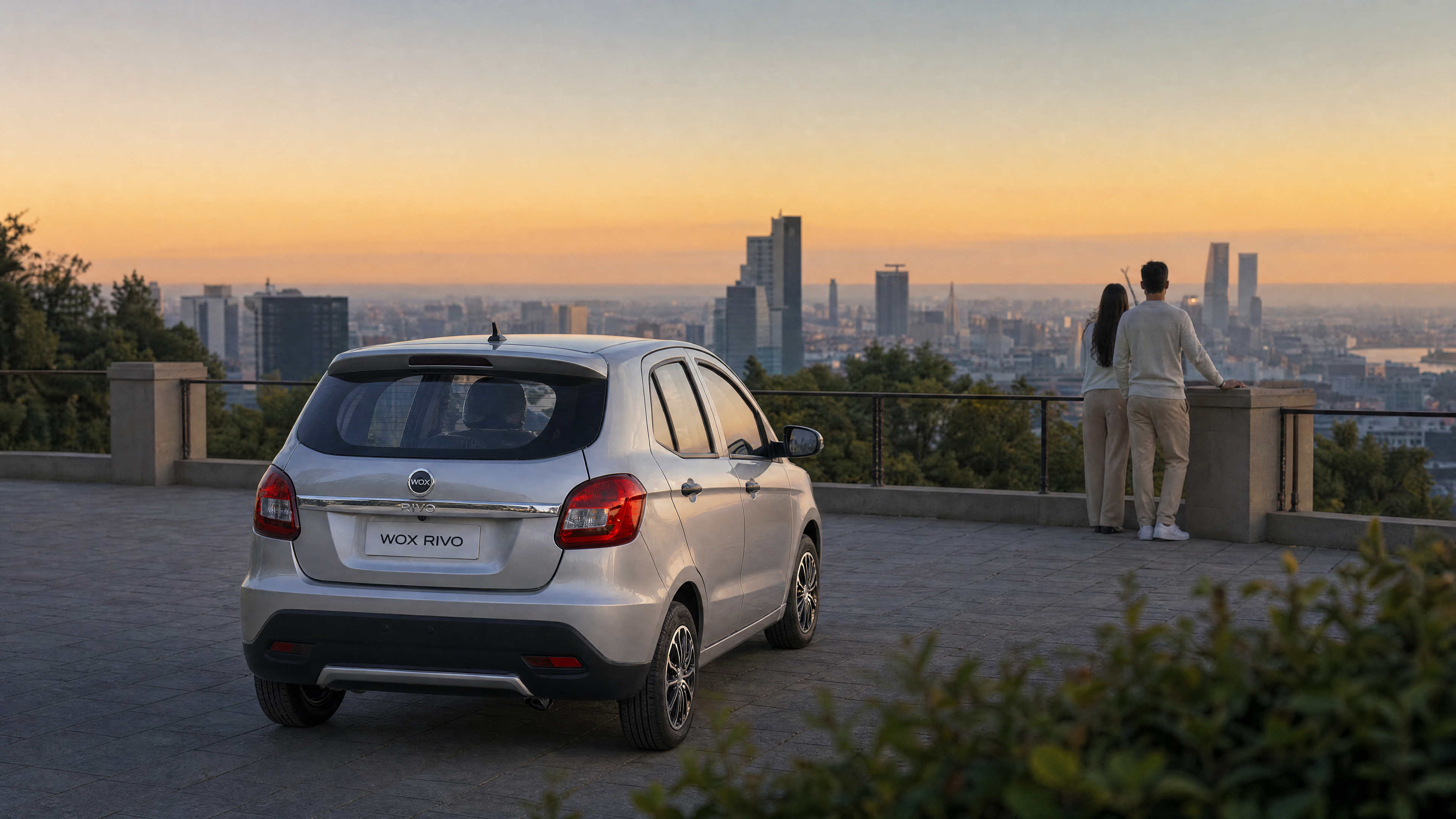 WOX RIVO rear view — city sunset lifestyle