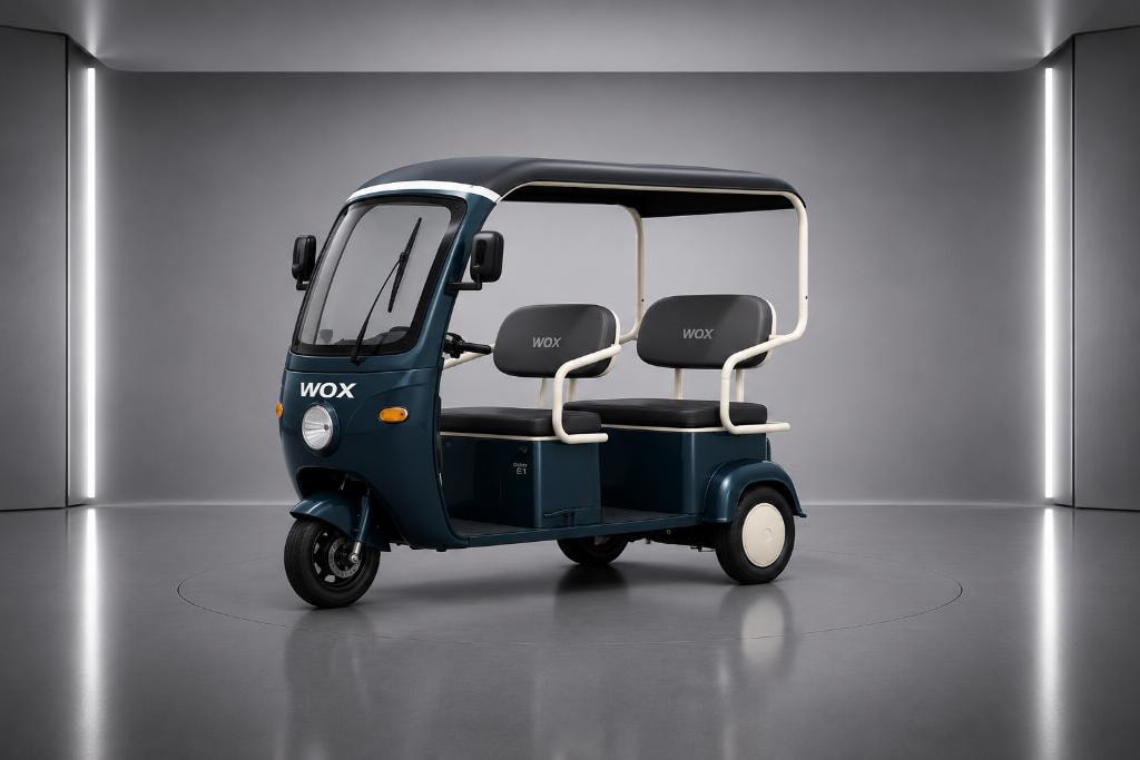WOX MOVE — Compact three-wheel EV for tourism, resorts and smart cities.